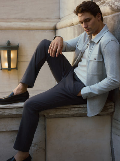 Man wearing Stretch Twill Chino