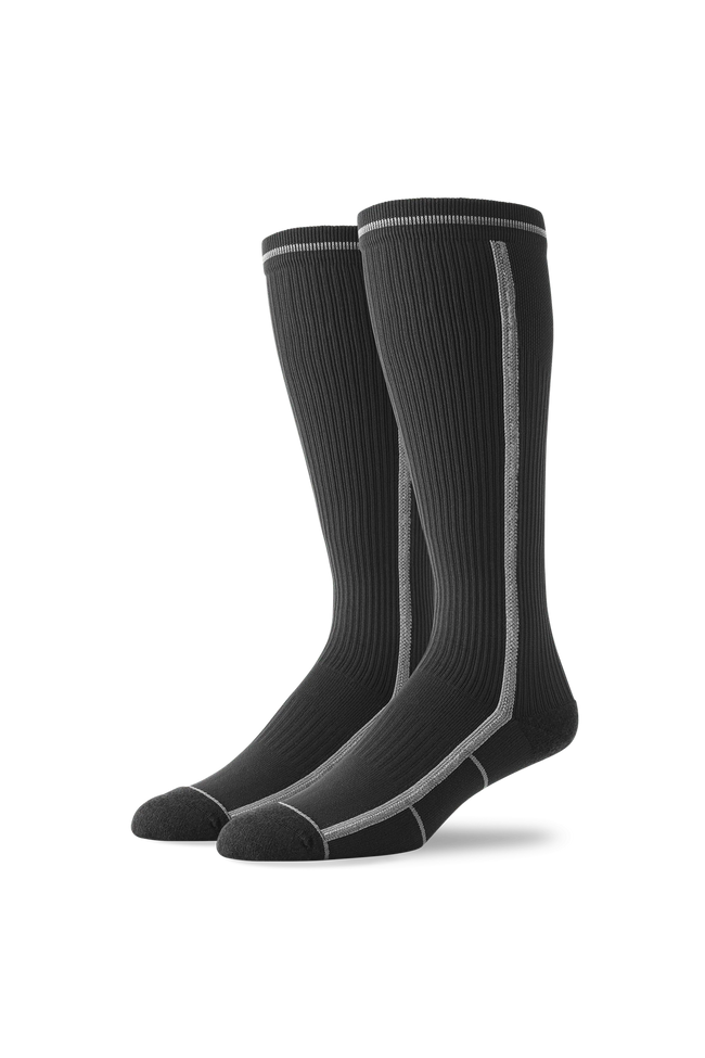 True Black Outline | Front view of AIRKNITx Elevate Sock in True Black Outline